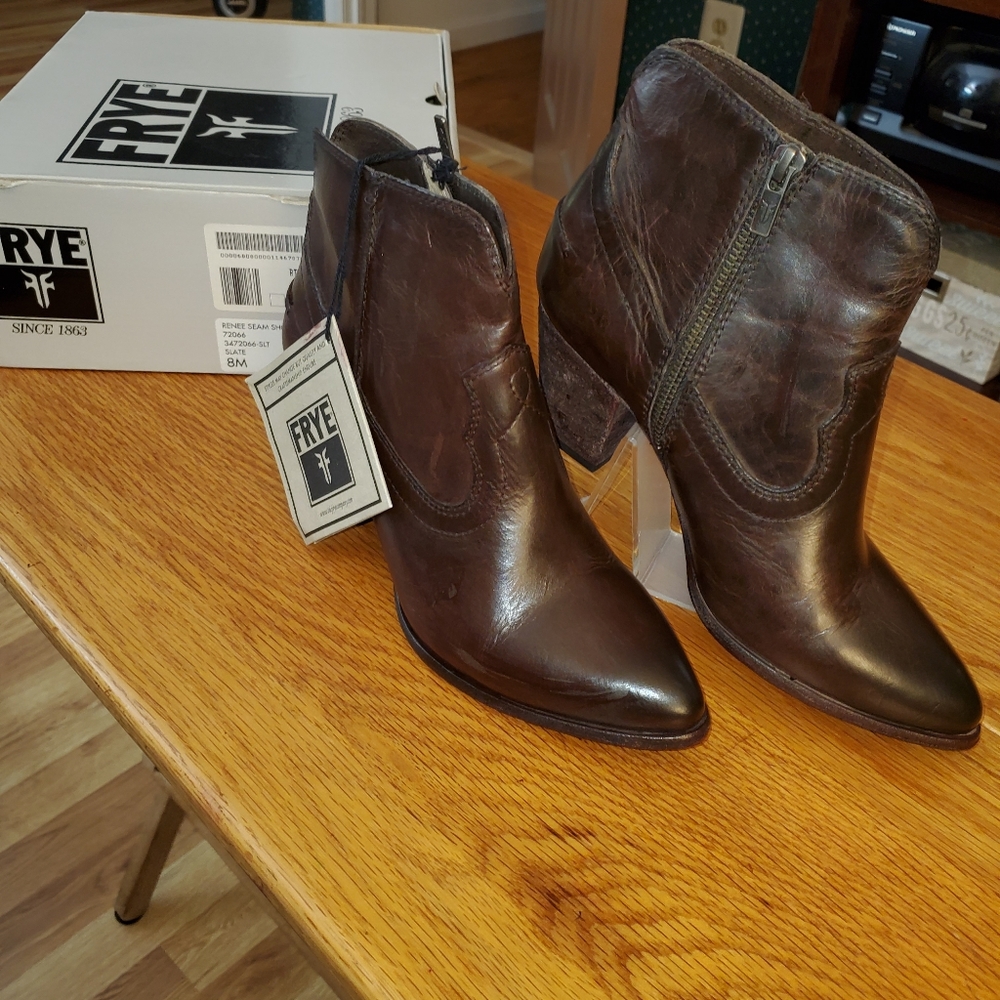 👢 FRYE RENEE SEAM SHORT BOOTS LEATHER BOOTIES